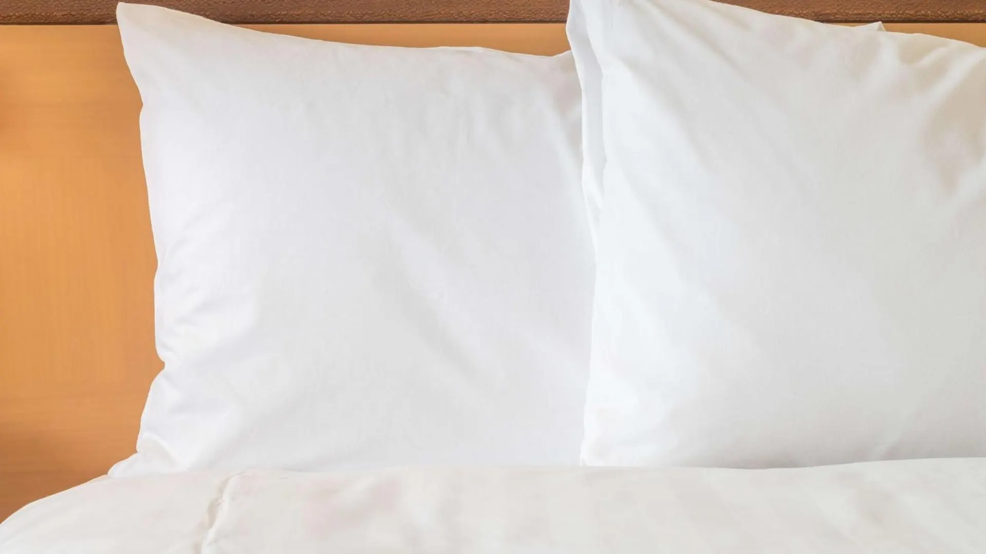 Holiday Inn - Eindhoven Airport 4*,  Niederlande