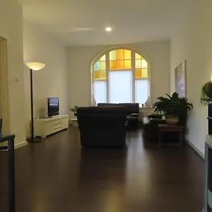 https://down-town.utrechthotels.net